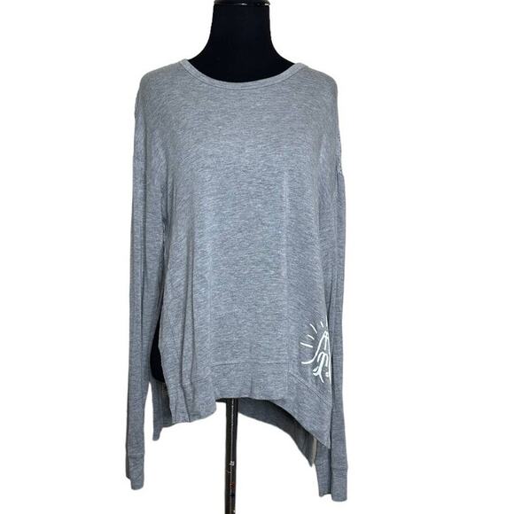 Alala gray long sleeves back mesh like detail athletic top size M - Picture 7 of 13